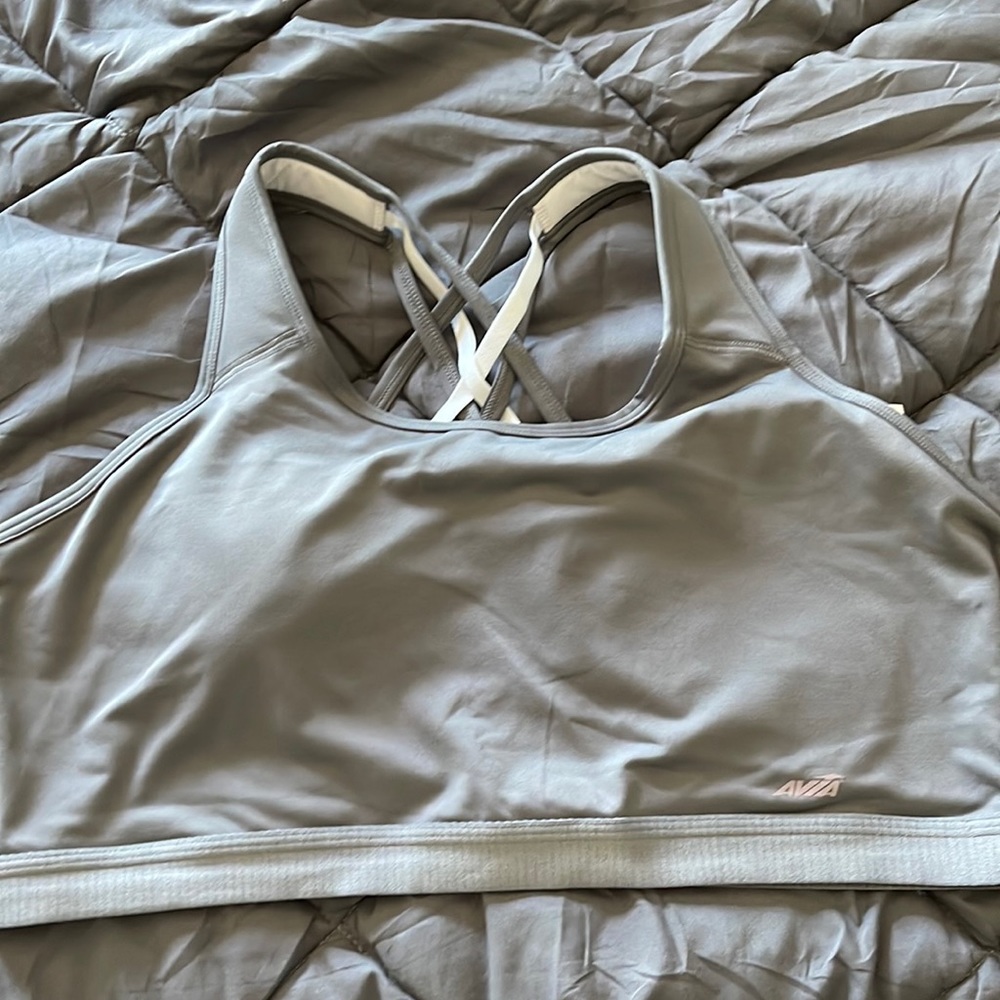 Avia grey sports bra NWOT
